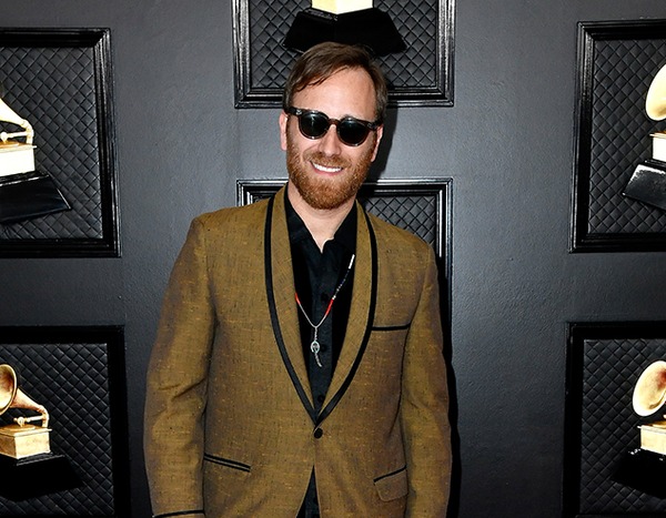 Dan auerbach dating karen elson